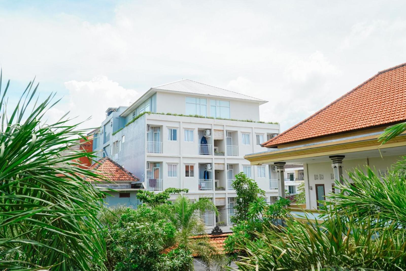 Bali Bustle Pararaton Coliving And Coworking Space Legian Zewnętrze zdjęcie